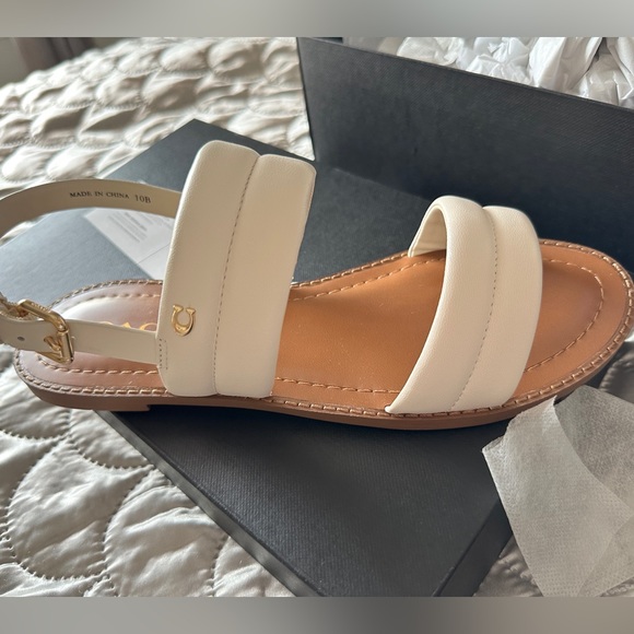 Coach white sandal - Picture 5 of 5